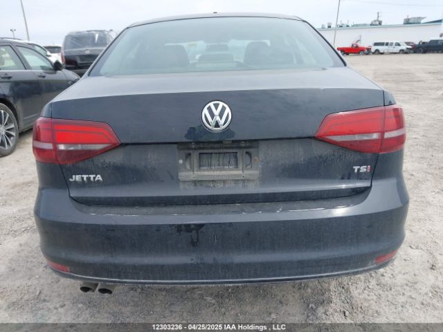 3VW267AJXGM256819 Volkswagen 2016