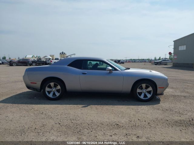 2C3CDZAG1FH774722 Dodge Challenger Sxt