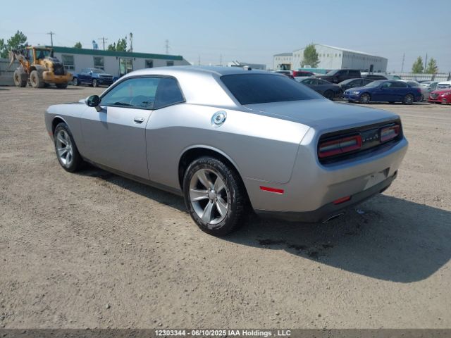 2C3CDZAG1FH774722 Dodge Challenger Sxt