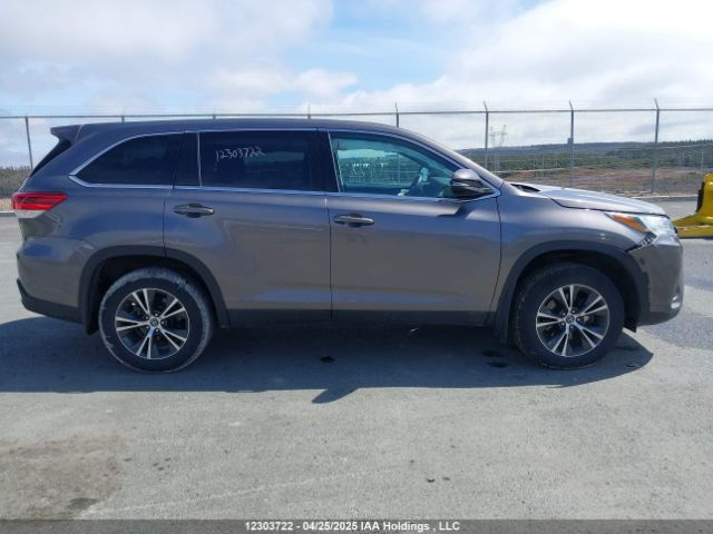5TDBZRFH6KS998946 Toyota Highlander Le