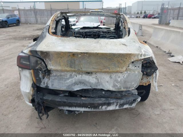 5YJ3E1EB8NF315412 Tesla MODEL 3