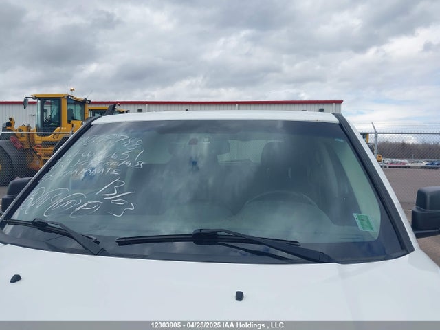 1C4NJRAB4HD188646 Jeep 2017