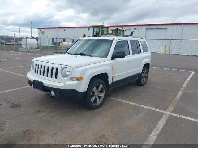 1C4NJRAB4HD188646 Jeep 2017