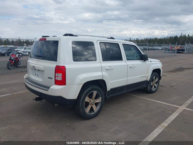 1C4NJRAB4HD188646 Jeep 2017
