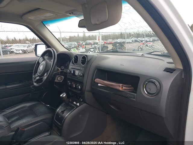 1C4NJRAB4HD188646 Jeep 2017