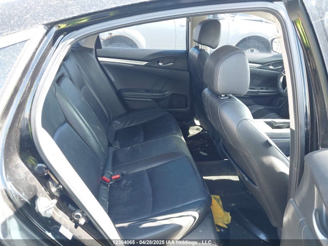 12304065 :رقم المزاد ، 2HGFC1F98GH105454 vin ، 2016 Honda Civic Touring مزاد بيع