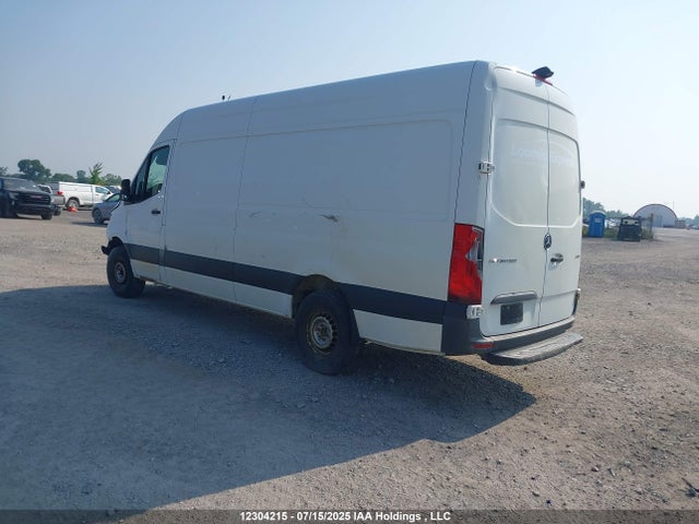 WD3BF1CD9KP028119 Mercedes-Benz om 642 with brake assist