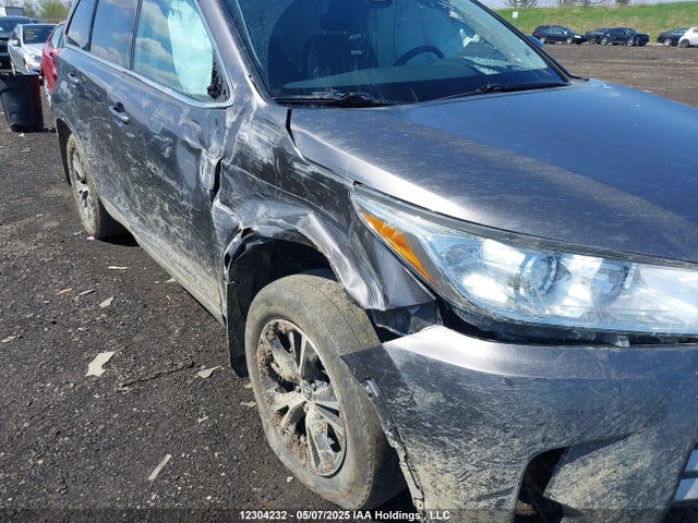 12304232 :رقم المزاد ، 5TDBZRFH1KS738468 vin ، 2019 Toyota Highlander Le مزاد بيع