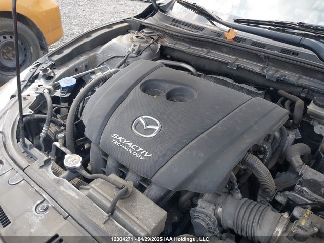 3MZBM1U79FM201943 Mazda pe