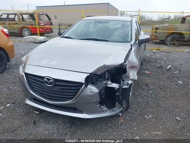3MZBM1U79FM201943 Mazda pe