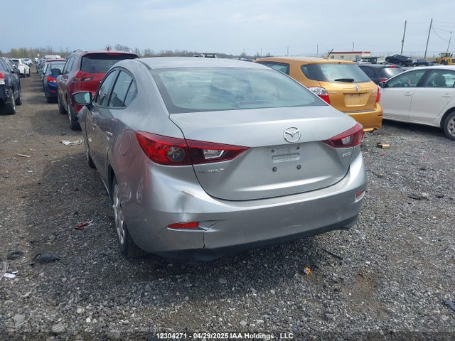 3MZBM1U79FM201943 Mazda pe
