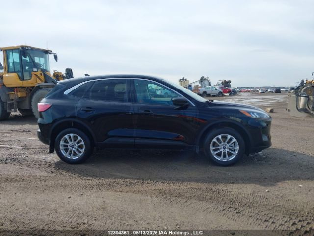1FMCU9G63NUA76730 Ford ESCAPE SE