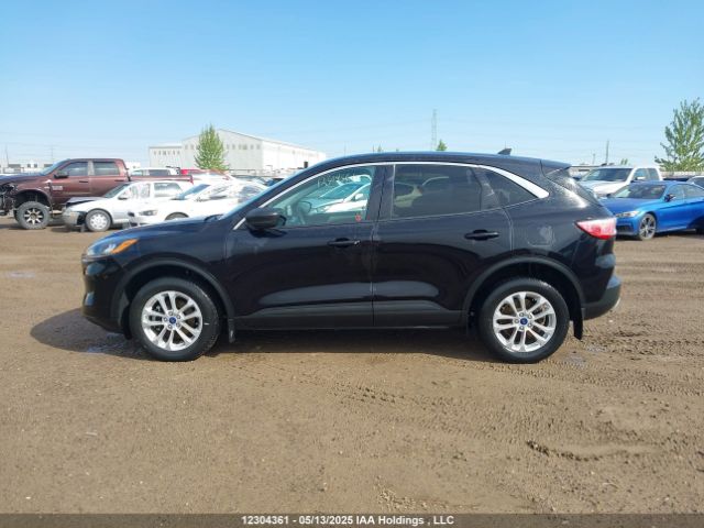 1FMCU9G63NUA76730 Ford ESCAPE SE