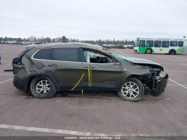 1C4PJLCS1EW311791 Jeep Cherokee Latitude