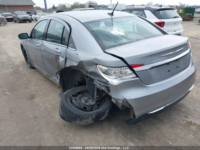 1C3CCBAB3EN229285 Chrysler 2014