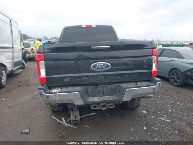 1FT8W3BT6HEF27856 Ford 2017