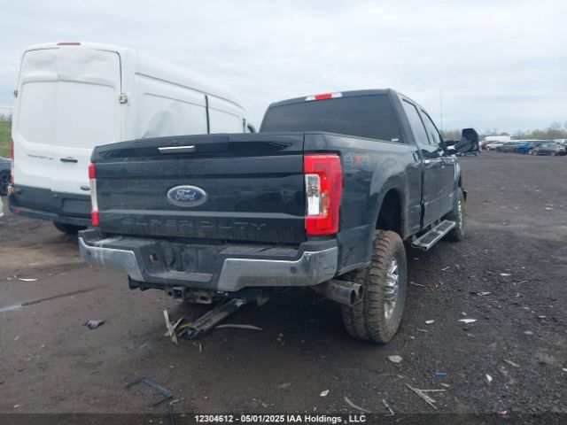 1FT8W3BT6HEF27856 Ford 2017