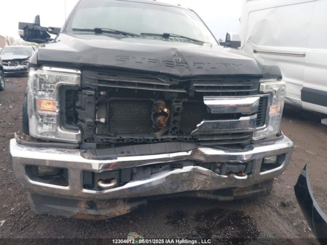 1FT8W3BT6HEF27856 Ford 2017