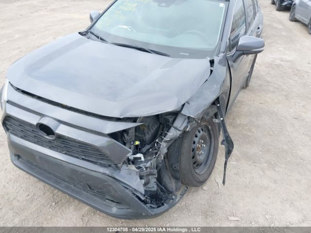 2T3ZFREV6HW394819 Toyota RAV4 LE