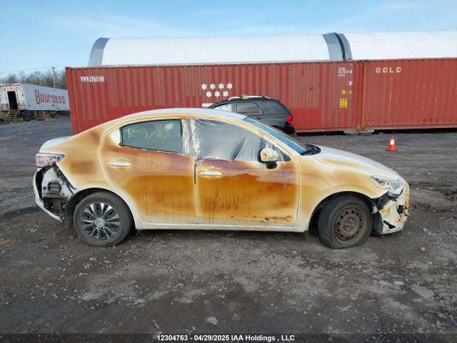 3MYDLBYVXHY181180 Toyota p5v