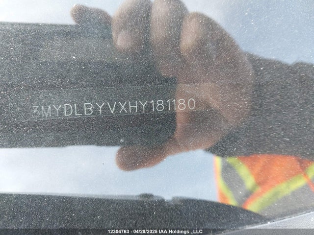 3MYDLBYVXHY181180 Toyota p5v