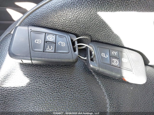 3VV4B7AX7KM114160 Volkswagen Tiguan