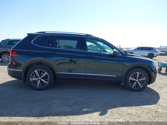 3VV4B7AX7KM114160 Volkswagen Tiguan
