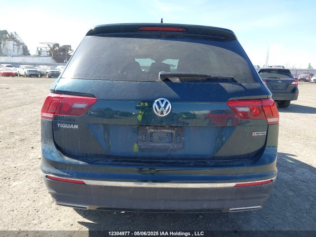 3VV4B7AX7KM114160 Volkswagen Tiguan