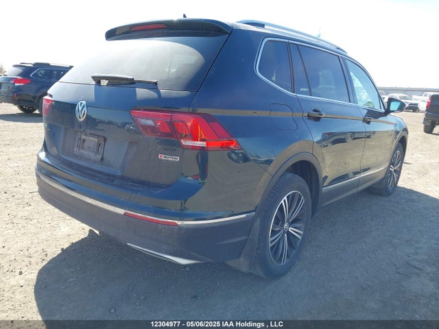 3VV4B7AX7KM114160 Volkswagen Tiguan