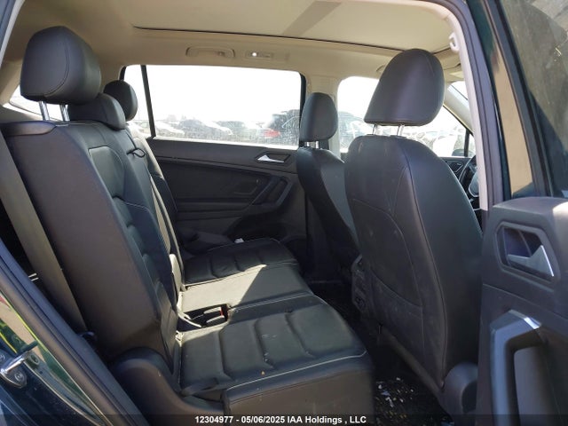 3VV4B7AX7KM114160 Volkswagen Tiguan