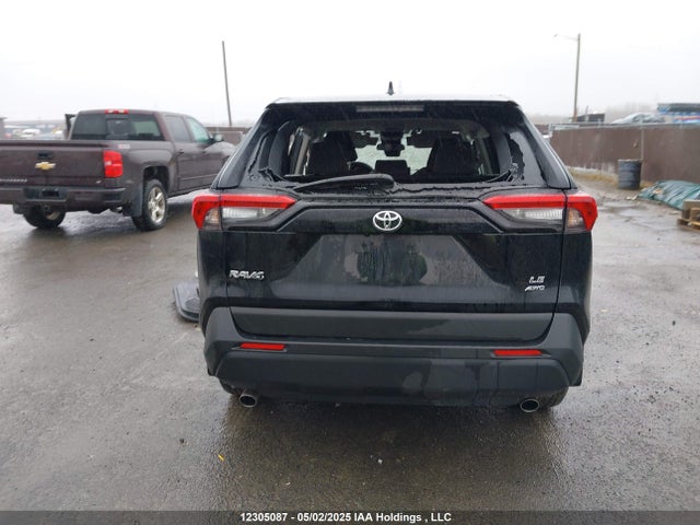12305087 :رقم المزاد ، 2T3B1RFV0NW271253 vin ، 2022 Toyota Rav4 Le مزاد بيع