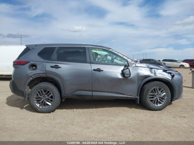 5N1AT3AB0NC683168 Nissan ROGUE S