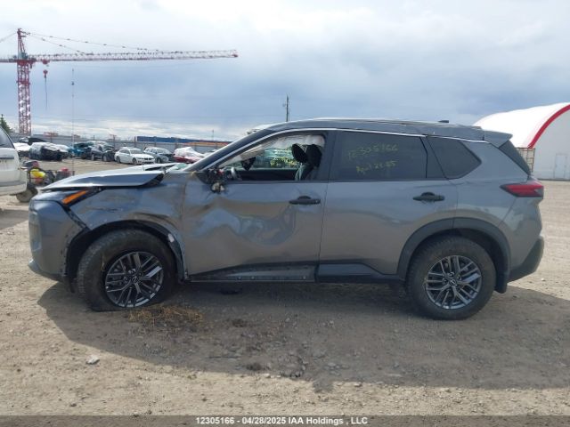 5N1AT3AB0NC683168 Nissan ROGUE S