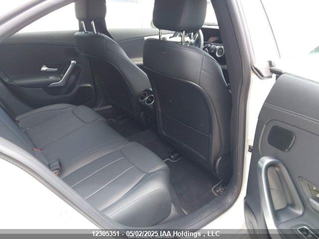 W1K5J4HB0SN528892 Mercedes-Benz m260
