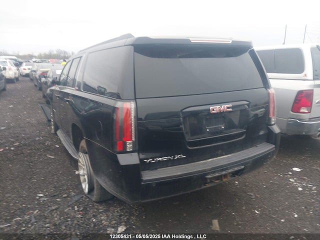 1GKS2FKC0GR121960 GMC Yukon Xl Sle