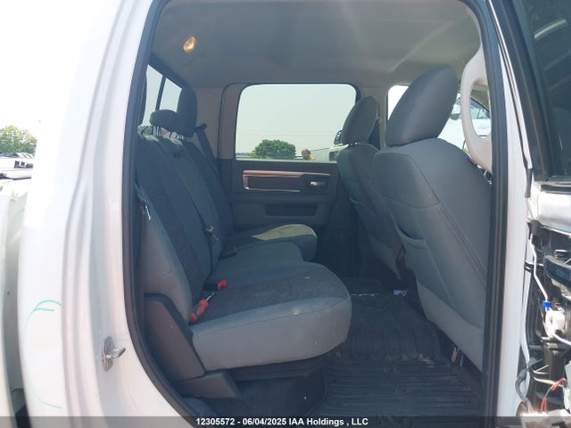3C6UR5DL7HG609335 RAM 2017