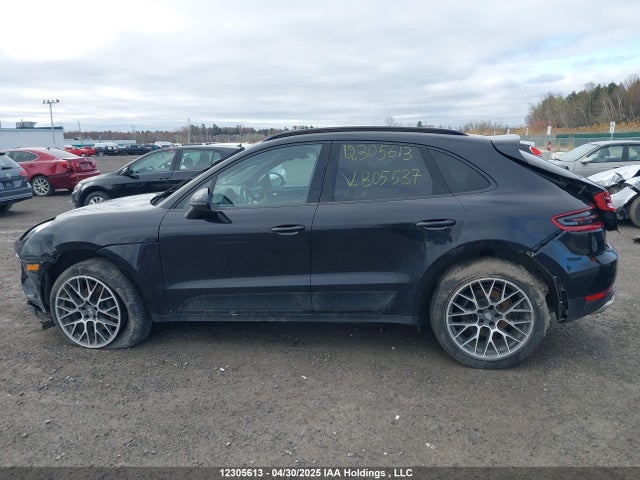 Porsche Macan 2017 WP1AA2A57HLB05537 Image 14