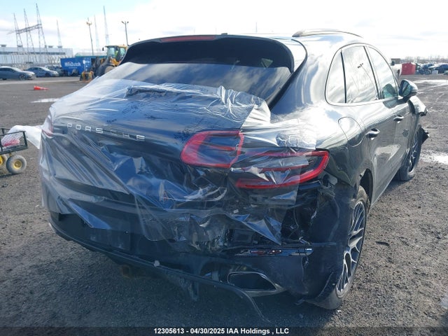 Porsche Macan 2017 WP1AA2A57HLB05537 Image 20