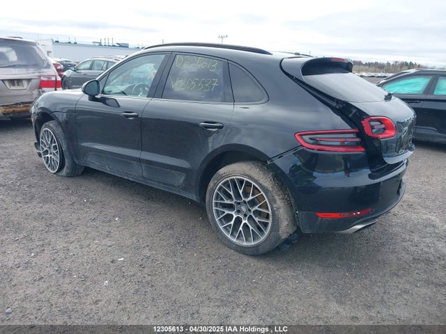 Porsche Macan 2017 WP1AA2A57HLB05537 Image 3