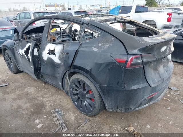7SAYGDEFXNF444940 Tesla 2022