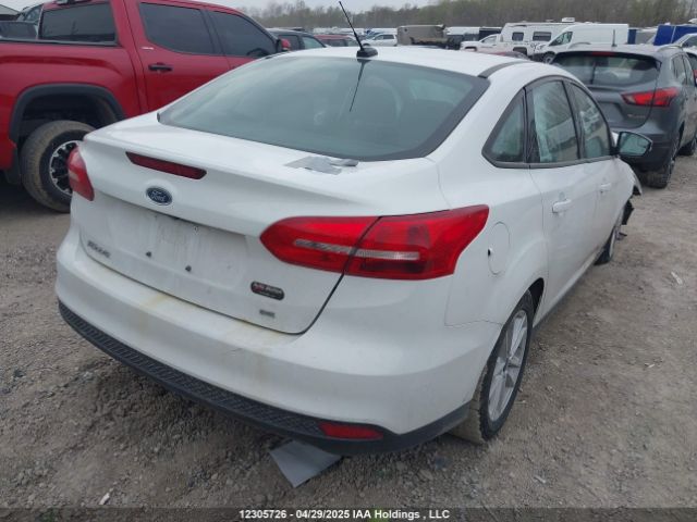 1FADP3F27HL310640 Ford FOCUS SE