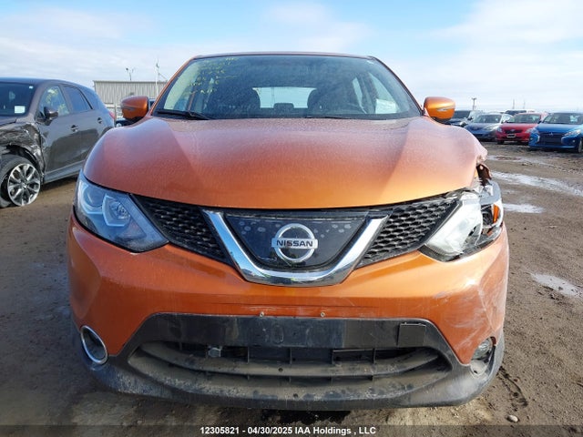 JN1BJ1CR3JW281735 Nissan ROGUE SPORT