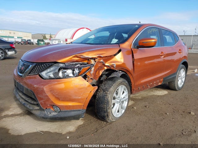 JN1BJ1CR3JW281735 Nissan ROGUE SPORT