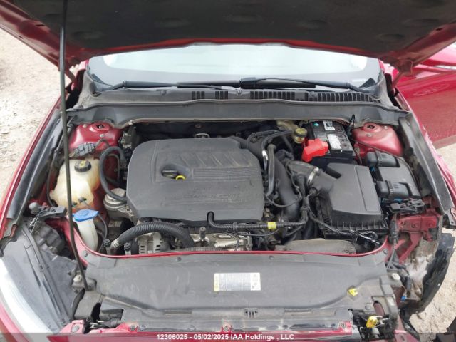 1FA6P0HDXF5119625 Ford FUSION SE