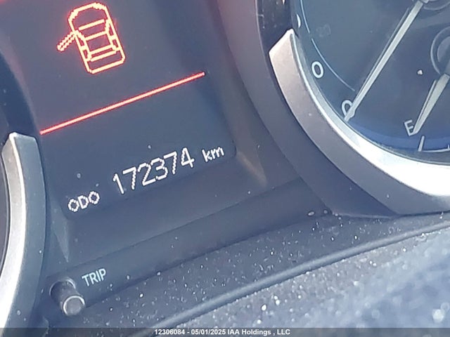 Toyota 2zr-fe 2016 2T1BURHE4GC658941 Image 16
