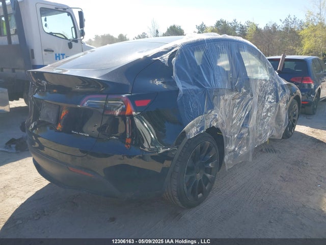7SAYGDEE7PF583806 Tesla Model Y