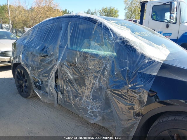 7SAYGDEE7PF583806 Tesla Model Y