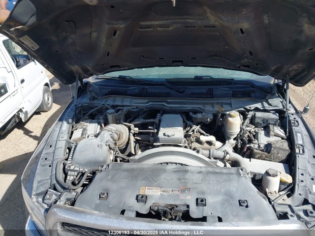 RAM 5500 2018 3C7WRNDLXJG334408 Image 10