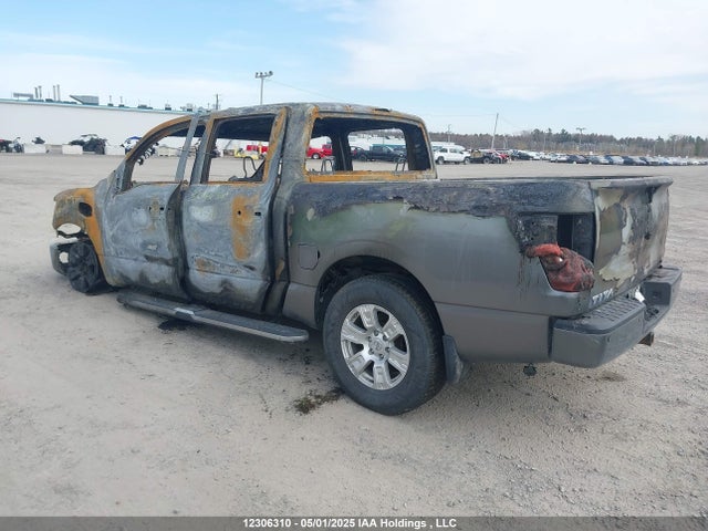 1N6AA1E51HN527729 Nissan 2017