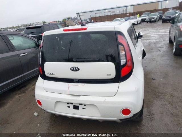 KNDJP3A52J7516672 KIA Soul
